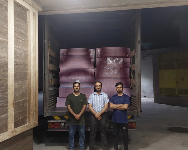 خرید ۶۰۰ تخته تاتامی در راستای تجهیز زیر ساخت های هیات کاراته استان فارس